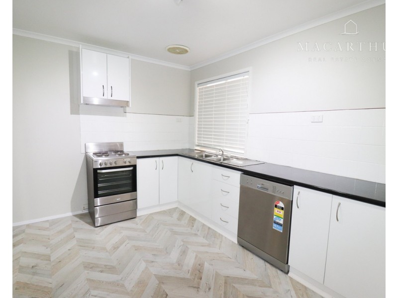 42 Dunn Avenue, Forest Hill NSW 2651