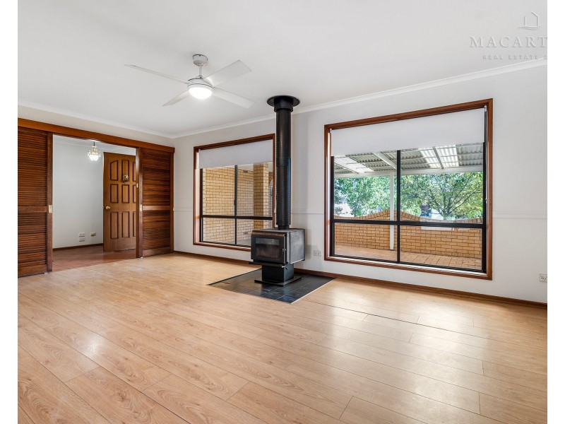 2 Melkin Avenue, Glenfield Park NSW 2650