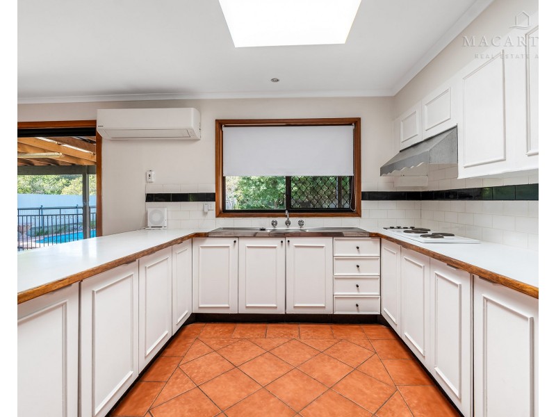 2 Melkin Avenue, Glenfield Park NSW 2650