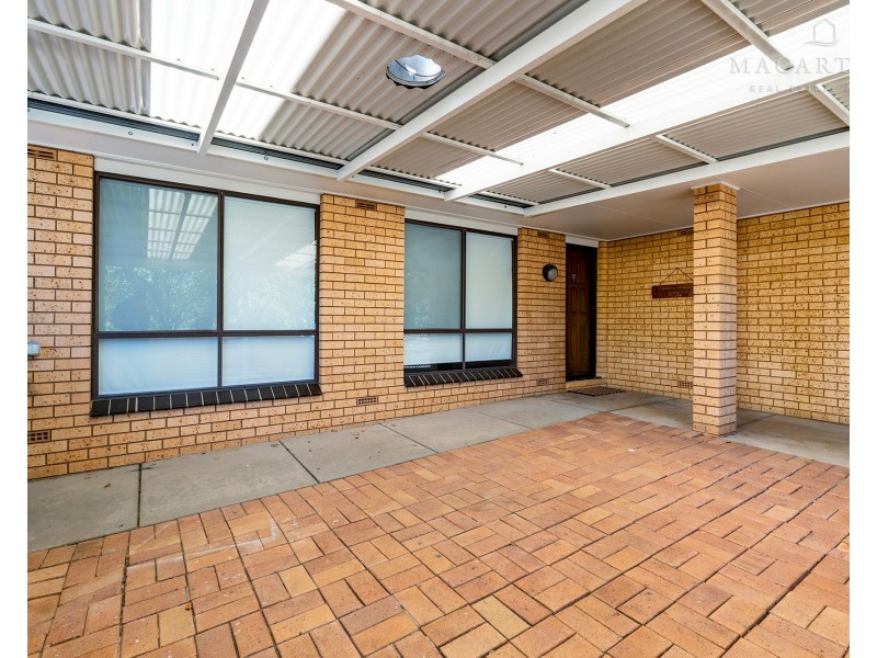 2 Melkin Avenue, Glenfield Park NSW 2650