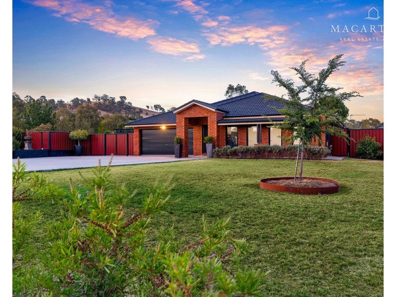 6 Peppermint Drive, Springvale NSW 2650