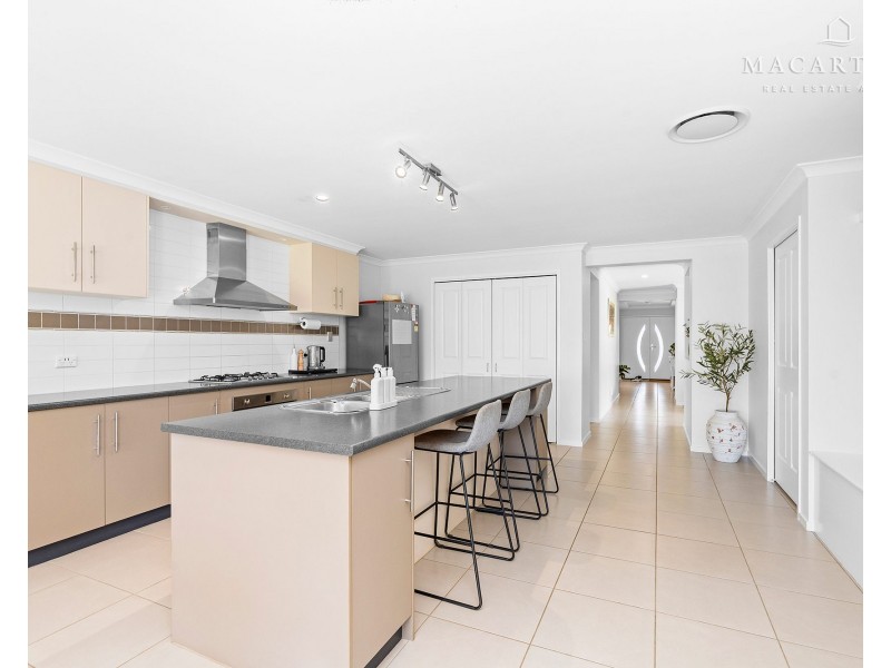 6 Peppermint Drive, Springvale NSW 2650