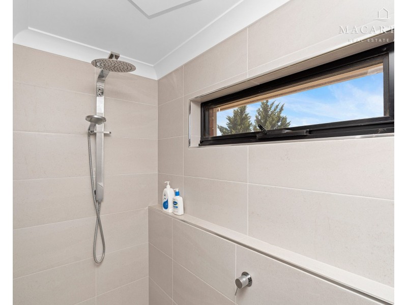 6 Peppermint Drive, Springvale NSW 2650