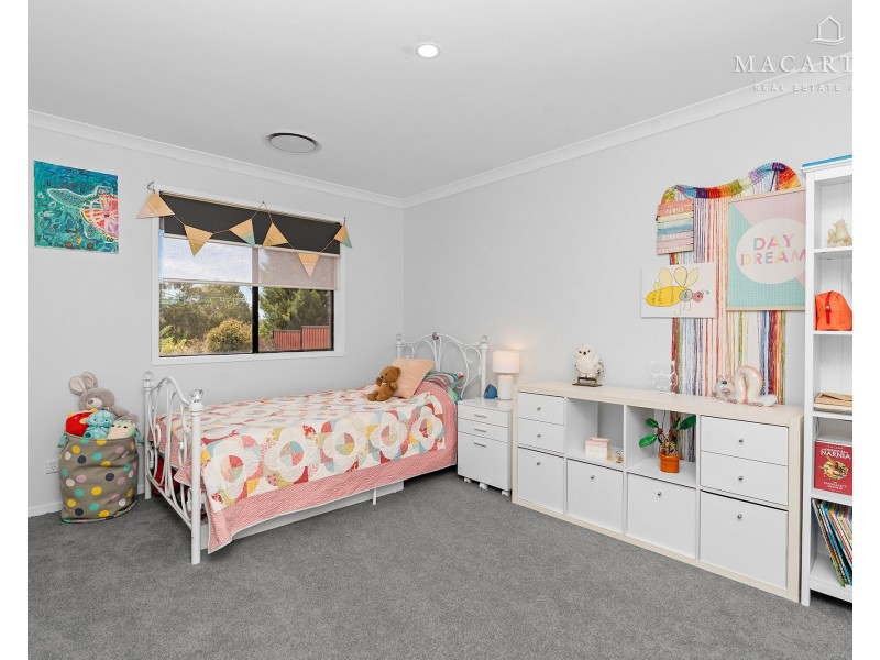 6 Peppermint Drive, Springvale NSW 2650