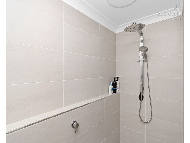 6 Peppermint Drive, Springvale NSW 2650