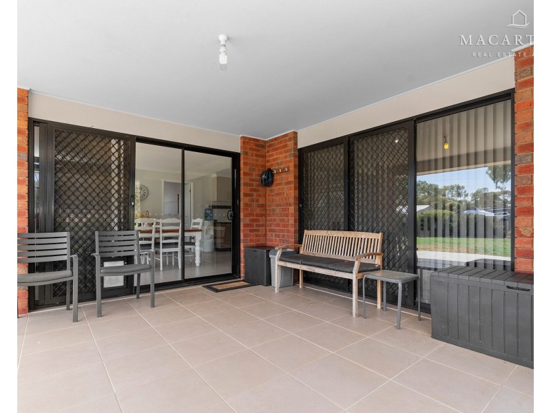 6 Peppermint Drive, Springvale NSW 2650