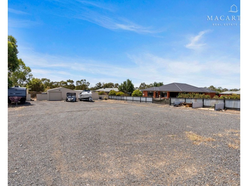 6 Peppermint Drive, Springvale NSW 2650