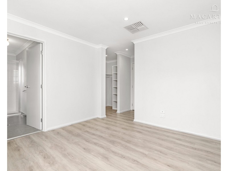 31 Tantoon Circuit, Forest Hill NSW 2651