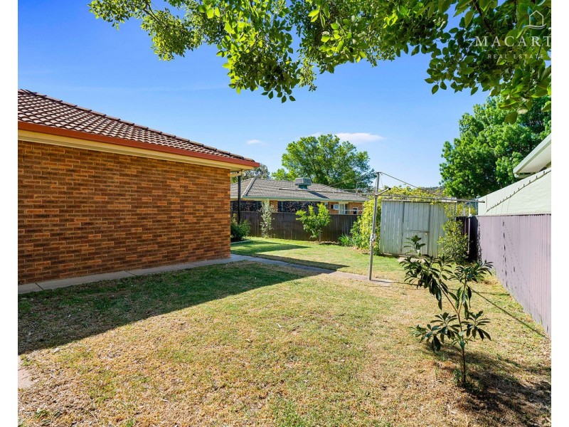 35 Doman Street, Estella NSW 2650
