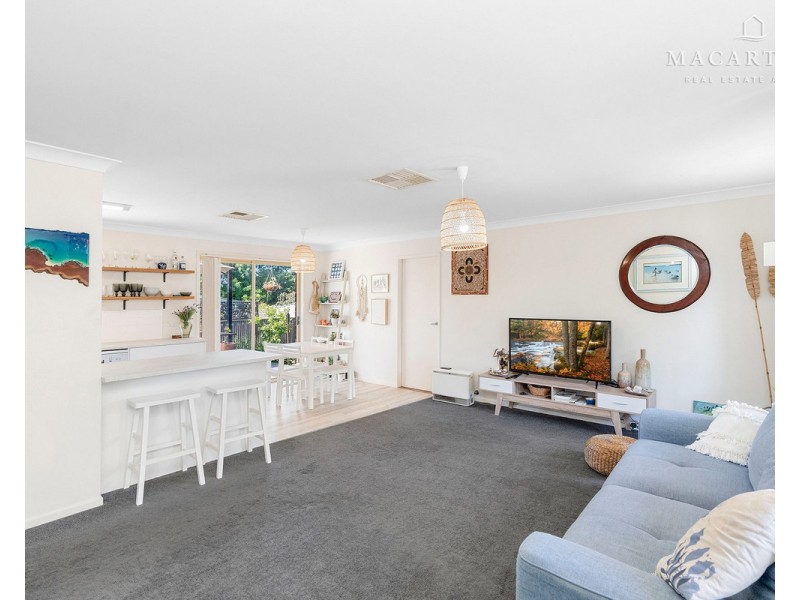 35 Doman Street, Estella NSW 2650