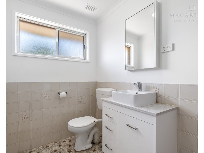 4/31-33 Lampe Avenue, Wagga Wagga NSW 2650