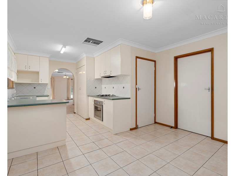 92 Raye Street, Tolland NSW 2650