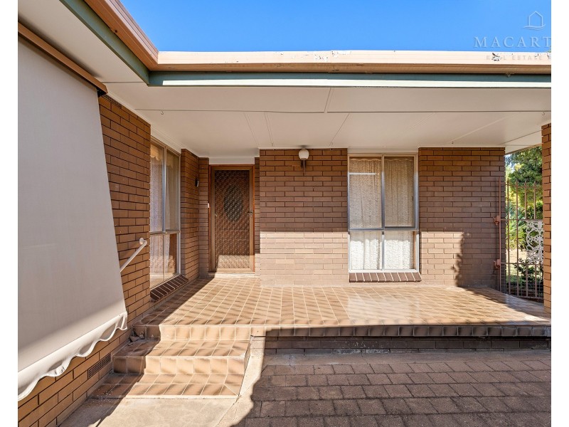 92 Raye Street, Tolland NSW 2650