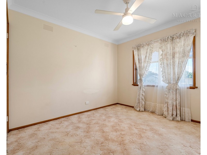 92 Raye Street, Tolland NSW 2650