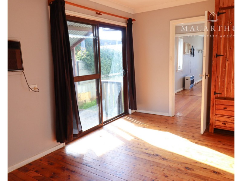 124 Bourke Street, Mount Austin NSW 2650