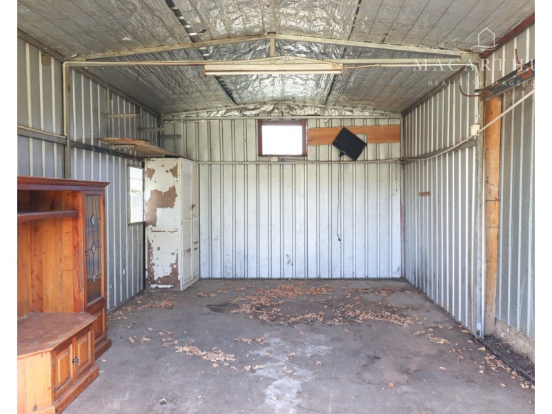 124 Bourke Street, Mount Austin NSW 2650