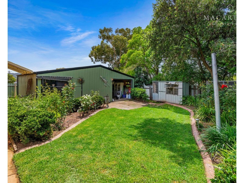 43 Alexander Street, Ashmont NSW 2650