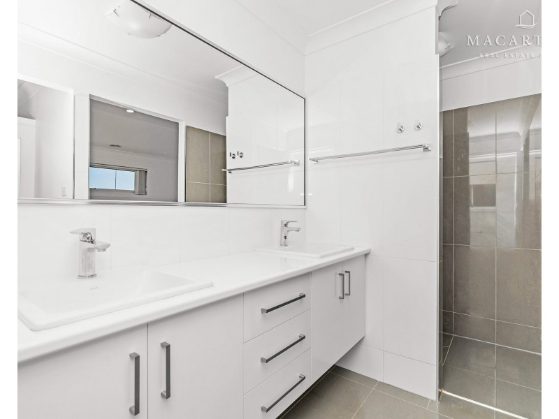 43 Durack Circuit, Boorooma NSW 2650