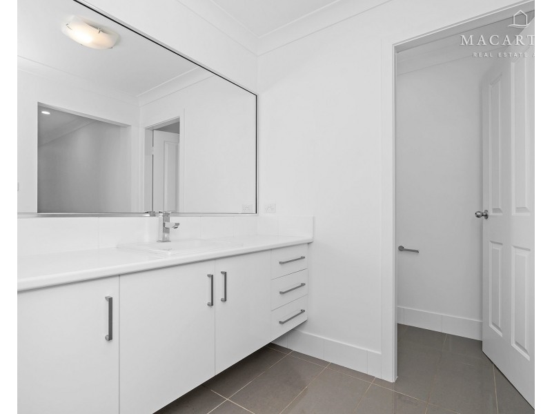 43 Durack Circuit, Boorooma NSW 2650