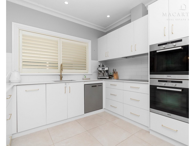 7 Loru Close, Kooringal NSW 2650