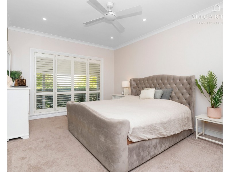 7 Loru Close, Kooringal NSW 2650