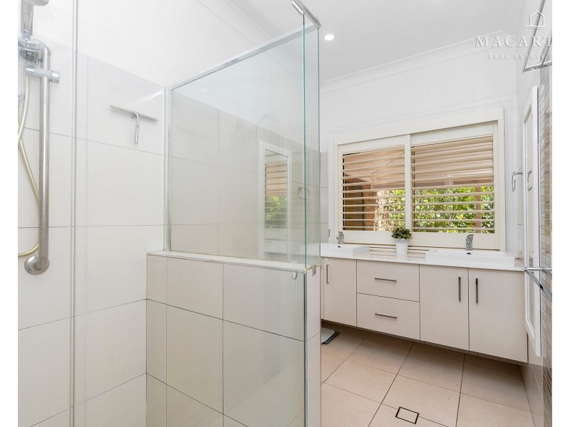 7 Loru Close, Kooringal NSW 2650