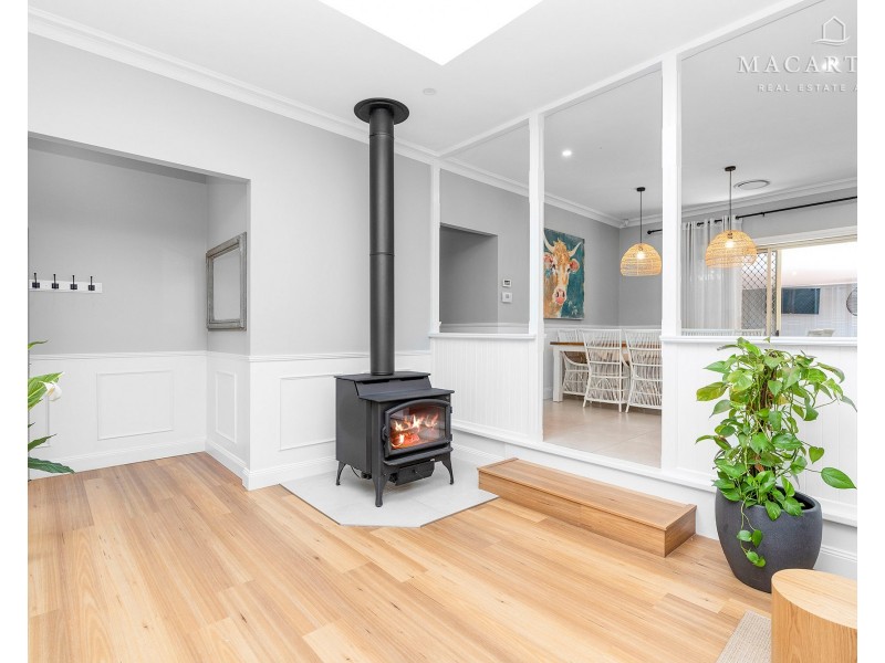 7 Loru Close, Kooringal NSW 2650