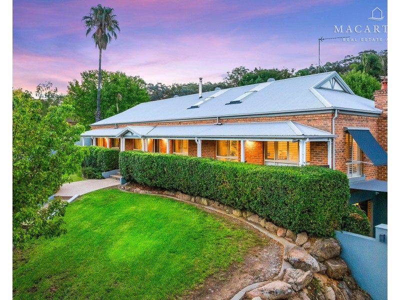 7 Loru Close, Kooringal NSW 2650