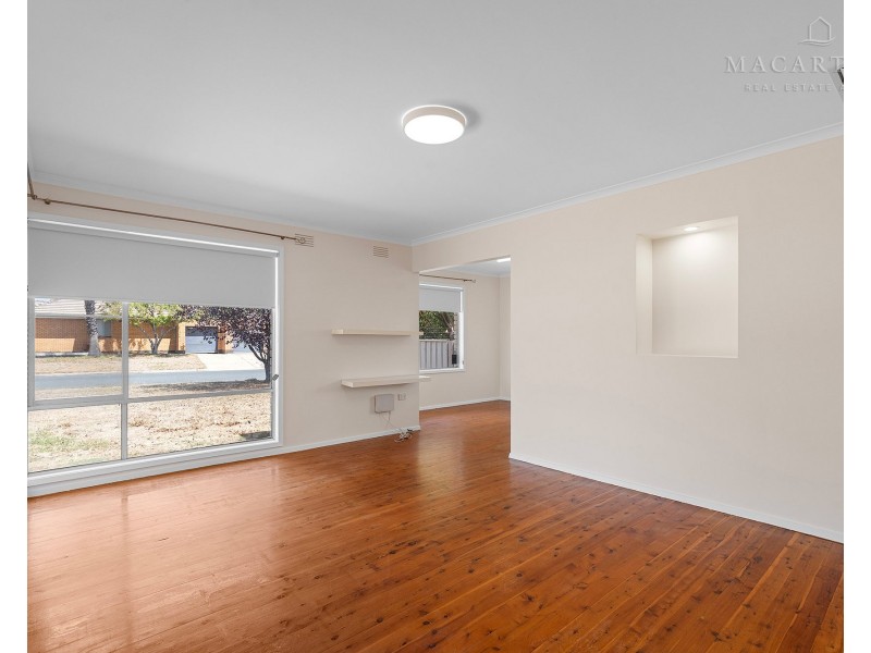 18 Martin Street, Tolland NSW 2650