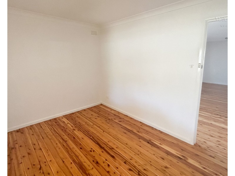 2/52 Raye Street, Tolland NSW 2650