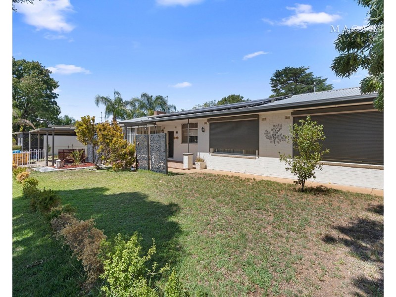 4 Freyberg Street, Ashmont NSW 2650