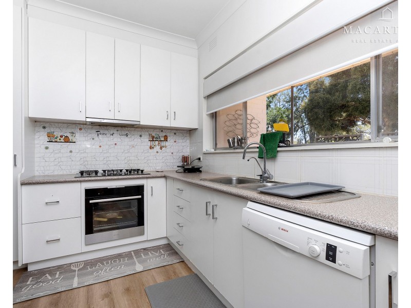 4 Freyberg Street, Ashmont NSW 2650