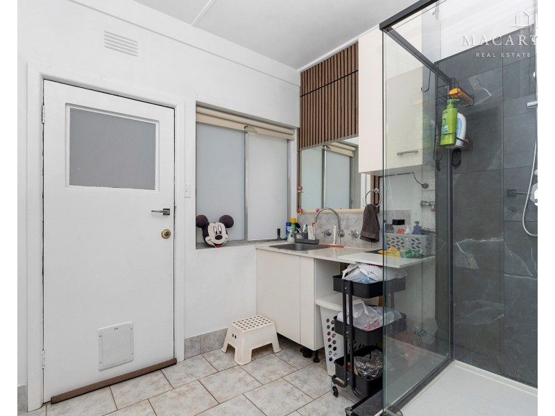 4 Freyberg Street, Ashmont NSW 2650