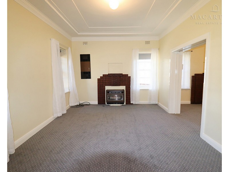 29 Athol Street, Turvey Park NSW 2650