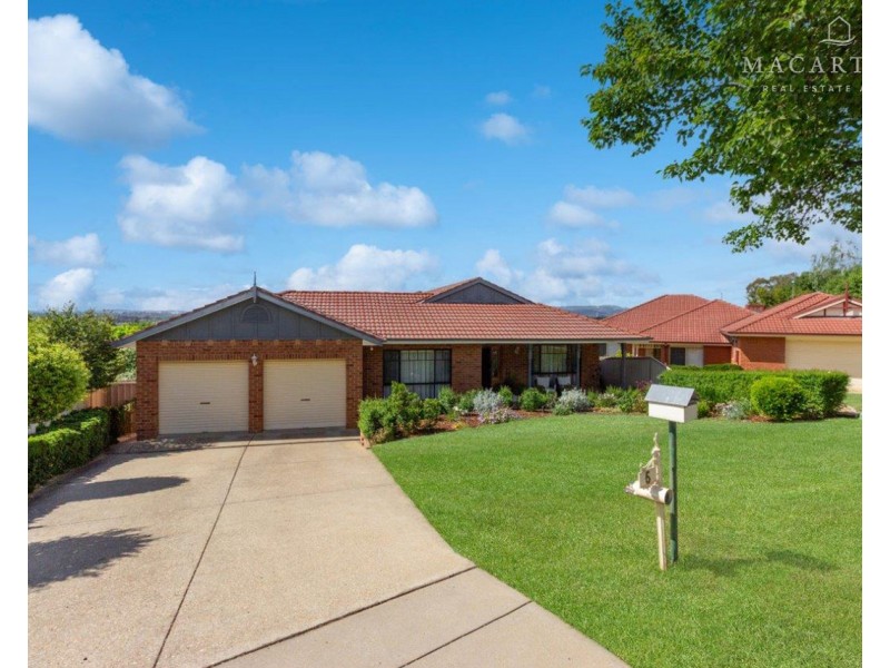 5 Melville Place, Tatton NSW 2650