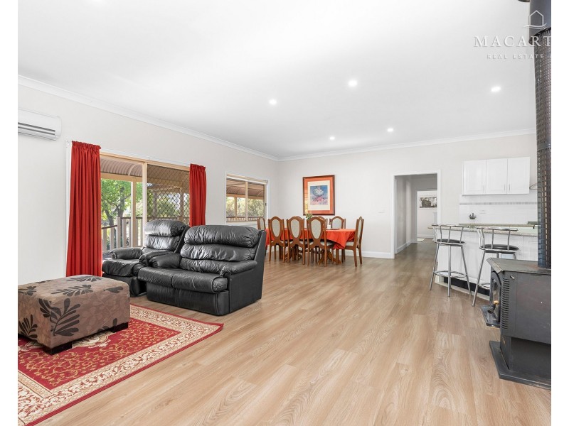 5 Norman Duck Avenue, San Isidore NSW 2650