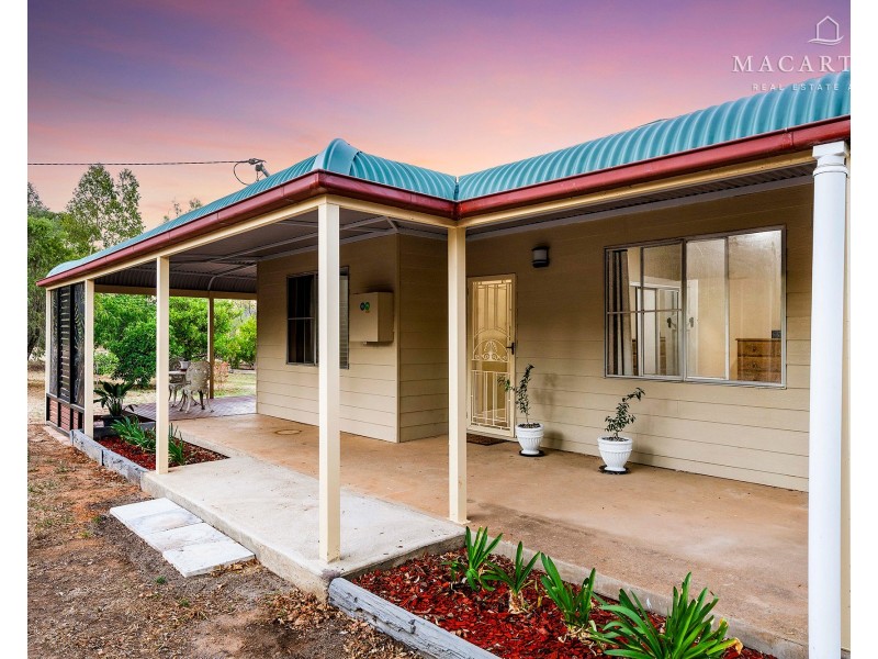 5 Norman Duck Avenue, San Isidore NSW 2650