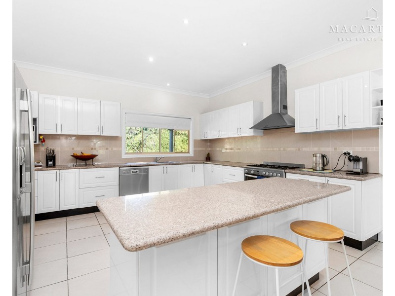 5 Norman Duck Avenue, San Isidore NSW 2650