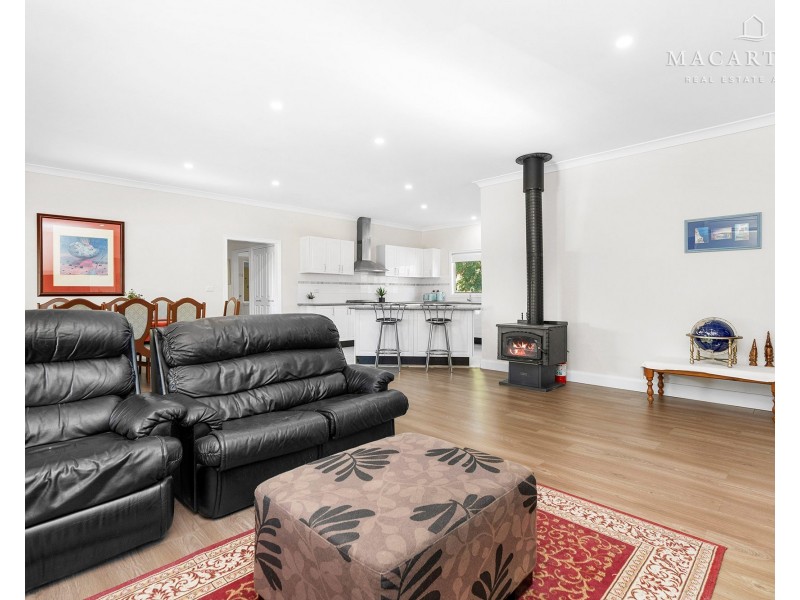 5 Norman Duck Avenue, San Isidore NSW 2650