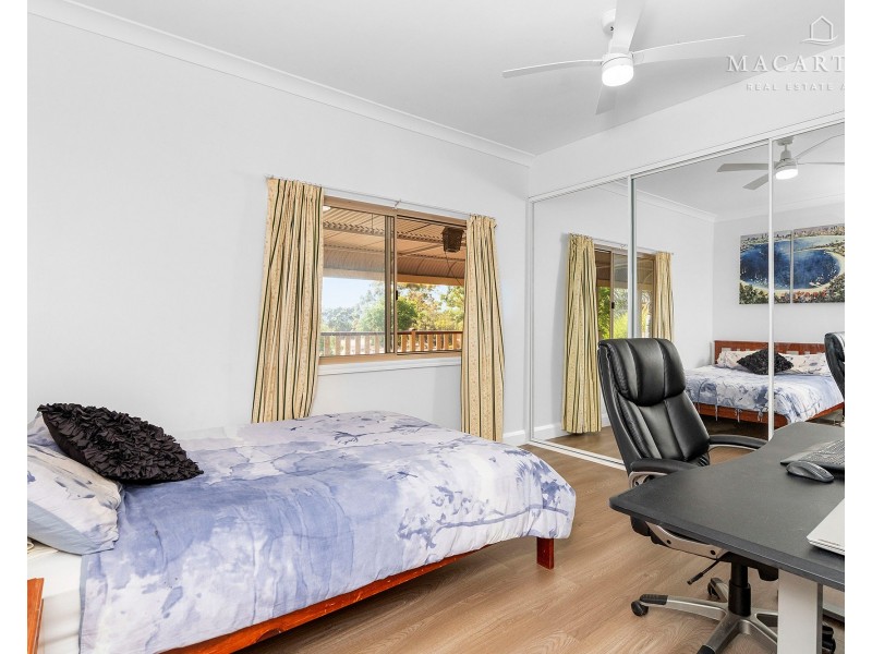 5 Norman Duck Avenue, San Isidore NSW 2650