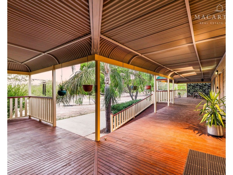 5 Norman Duck Avenue, San Isidore NSW 2650