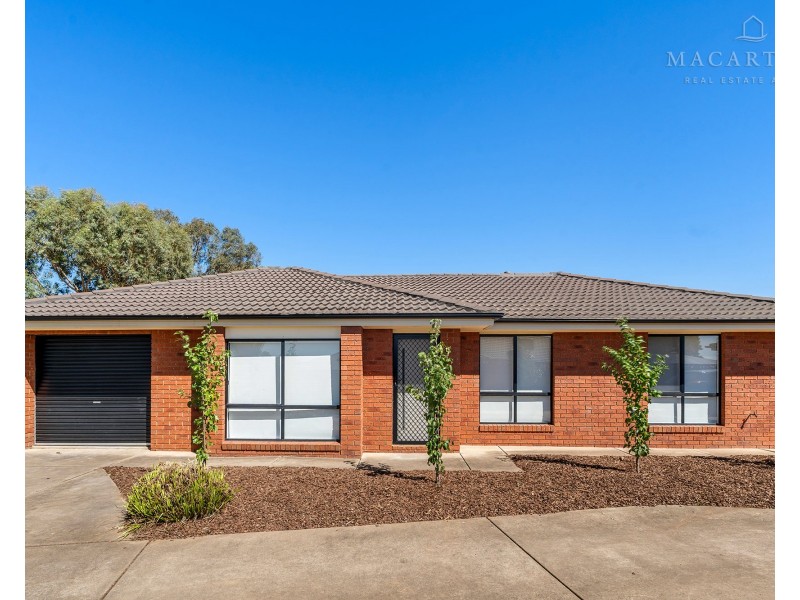 1/8 Protea Place, Forest Hill NSW 2651