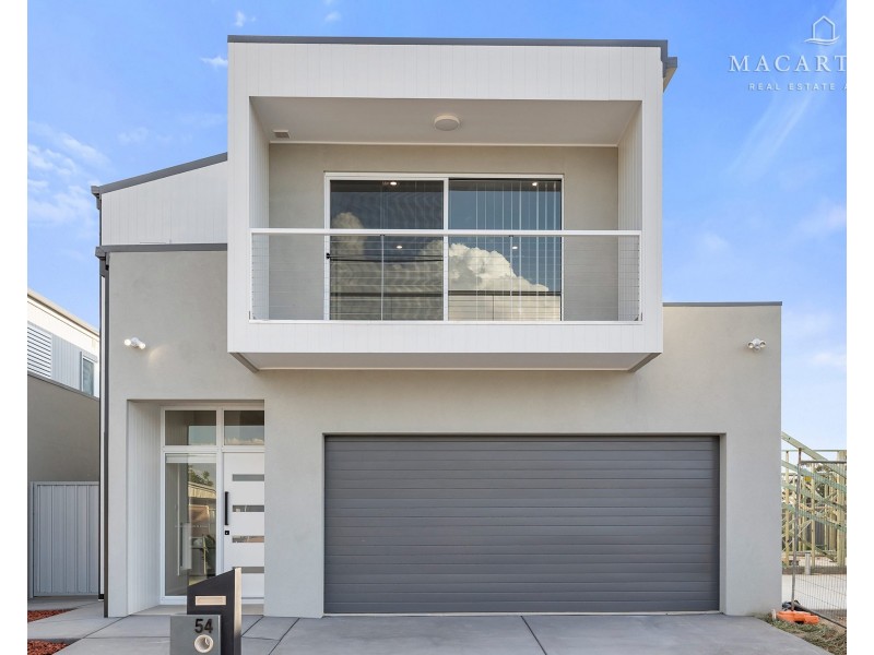 54 Spring Street, Wagga Wagga NSW 2650