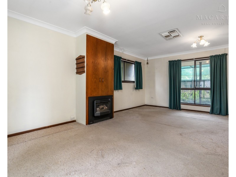 4 Crawford Street, Ashmont NSW 2650