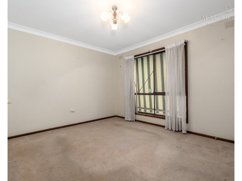 4 Crawford Street, Ashmont NSW 2650