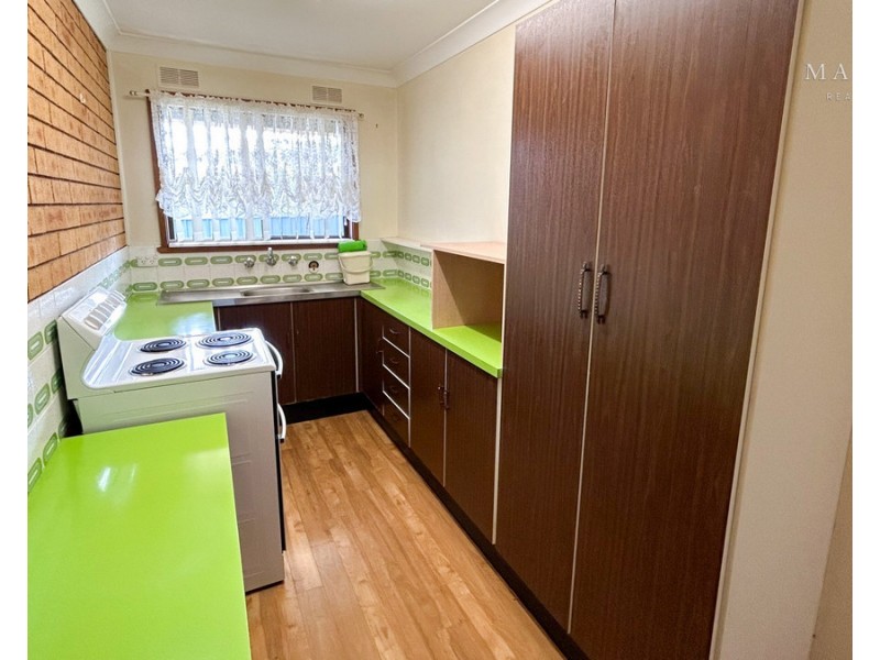 1/56 Walana Crescent, Kooringal NSW 2650