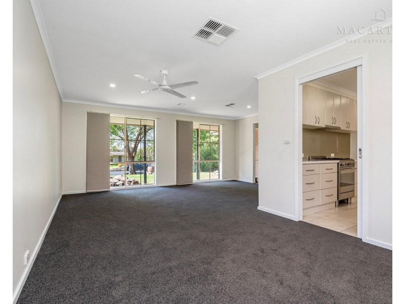 30 Kimberley Drive, Tatton NSW 2650