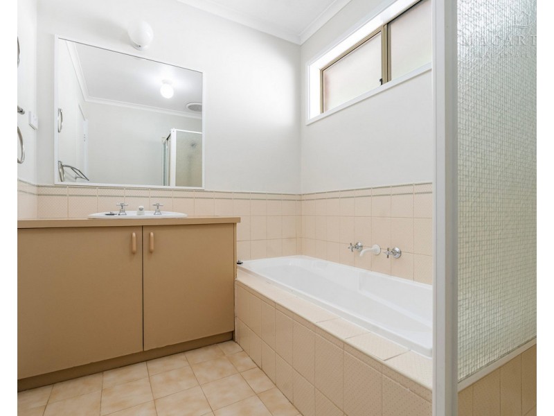 30 Kimberley Drive, Tatton NSW 2650