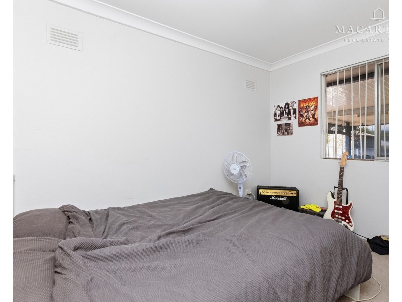 16 Walana Crescent, Kooringal NSW 2650