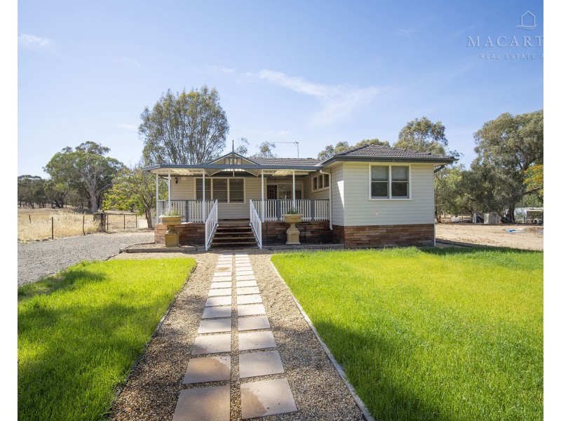 58 Old Trunk Road, The Rock NSW 2655